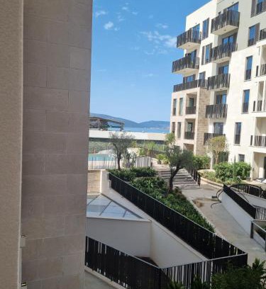 Tomicici Apartment | BOKA PLACE One Bedroom Apartment NEW