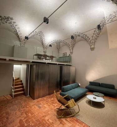 Historic Center Apartment | Bolove51, un loft silenzioso nel cuore della città