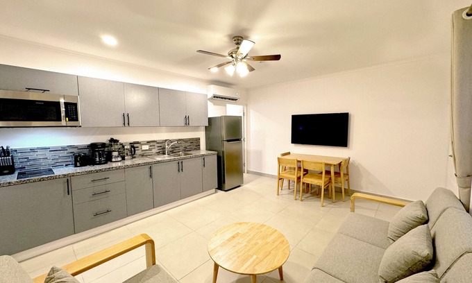 Oranjestad-West Apartment | Bon Bini Suites