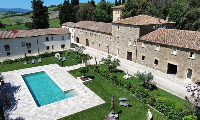 Volterra Villa | Borgo Ariano 9 – Apartment with pool