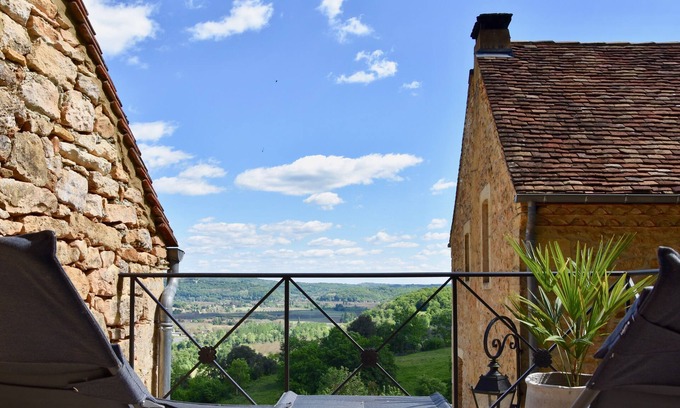 Vezac Bed & Breakfast | Borietta, in the heart of the golden triangle of black Perigord
