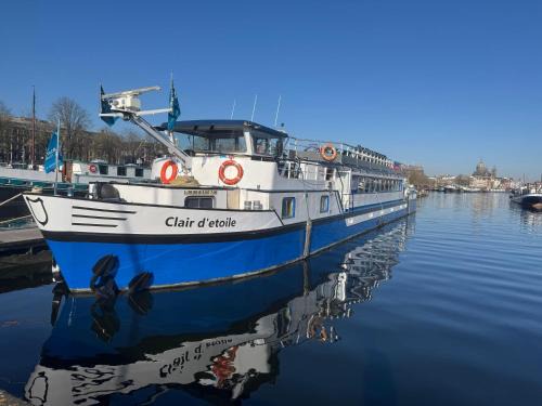 Amsterdam City Centre Hotel | Botel Clair d'Etoile