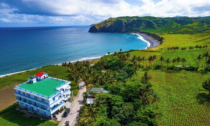 Basco Hotel | Boulder-Bay Residences