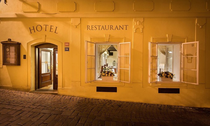 Mala Strana Hotel | Boutique Hotel Constans