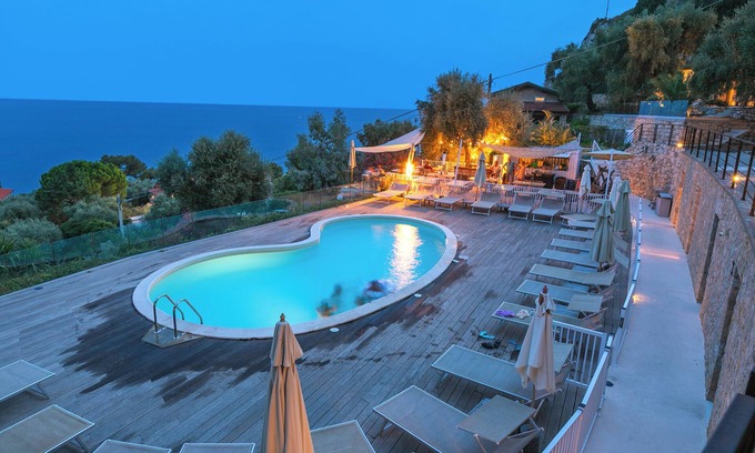 Ventimiglia House | Boutique Pool Apt. Balzi Rossi - Siena, Ventimiglia, Italy