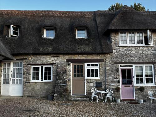 Holworth House | Bracken Cottage