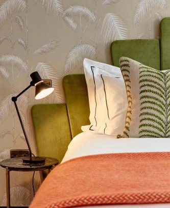 London Borough of Bromley Hotel | Brama