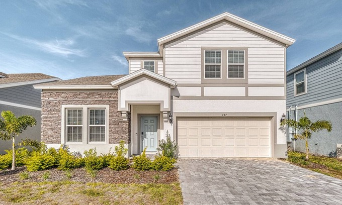 Davenport Resort | Brand new Home with 8Bed, 6Bath, Heated Private pool, SPA near Disney!