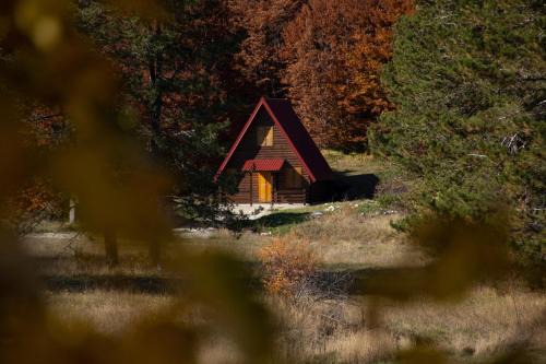 Cetinje Ski Chalet | Breeze Home Cottage