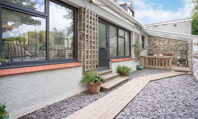 Fishguard House | Brewery Cottage