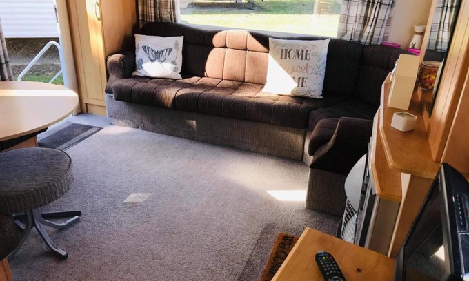 Hopton Resort | Breydon water yare Holiday park, Burgh castle,Great Yarmouth, Norfolk