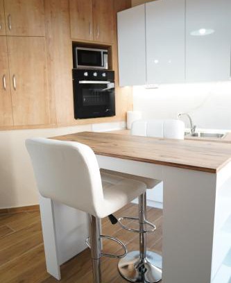 Milea Apartment | Bright and central apartment