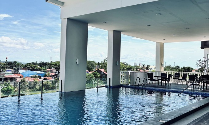 Mandurriao Apartment | Budget Bunk Studio Comfort