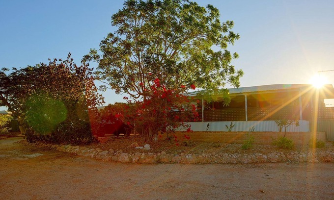 Exmouth House | Bundegi - its where the living is easy!