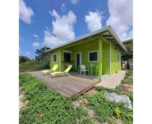 Anse-Bertrand House | Bungalow élégant à Anse-Bertrand avec jardin privé