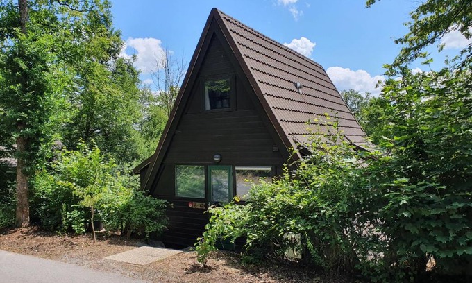 Bohon House | Bungalow 69, Durbuy, La Vie en Rose