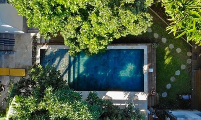 Petite-ÃŽle House | bungalow avec piscine chauffée.
