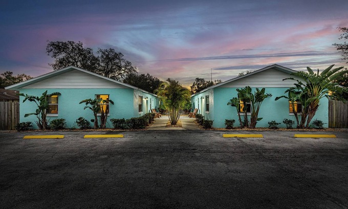 Tarpon Springs Apartment | By Gorgeous Beaches, Pets Welcome, Key West Charm!