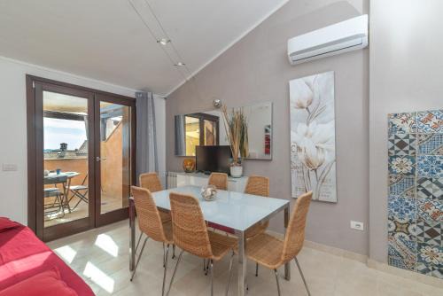 La Maddalena Apartment | C 306 Attico Puntavilla Mare