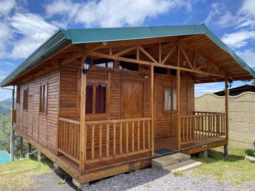 Canton Dota Ski Chalet | Cabaña Girasoles - CUTE Cabin with Amaizing views!