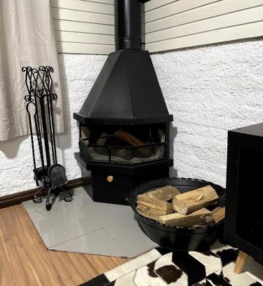Canela Ski Chalet | Cabana no Monte com Hidromassagem!