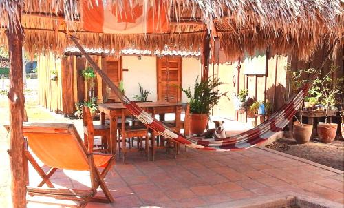 Poneloya Hostel | Cabanas Rusticas