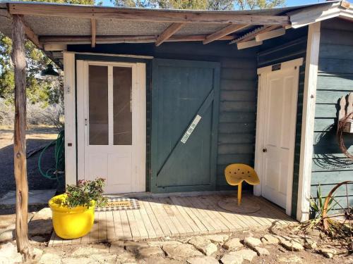 Bandera House | Cabin in the Woods under the Stars with HOT TUB