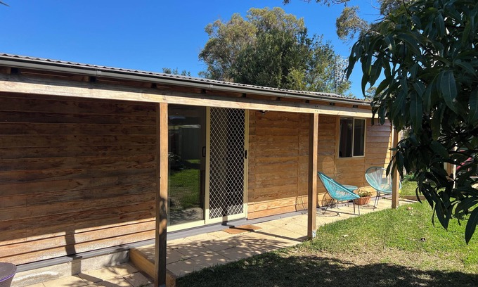 Windermere Park Apartment | Cabin style garden studio near the lake with private access.