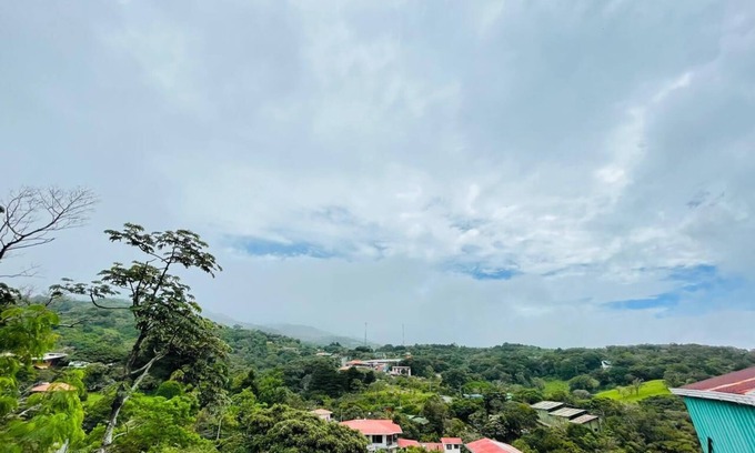 Santa Elena Bed & Breakfast | Cabinas Nuestra Kasa