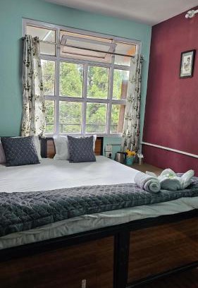 Darjeeling Hotel | Cafe and Stay