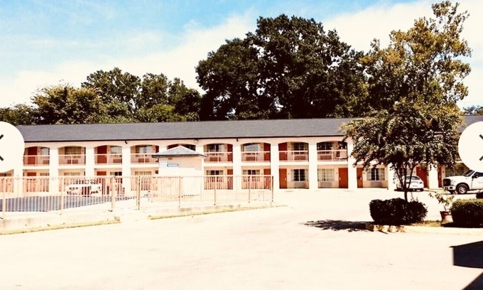 Shreveport Hotel | Cajun Inn