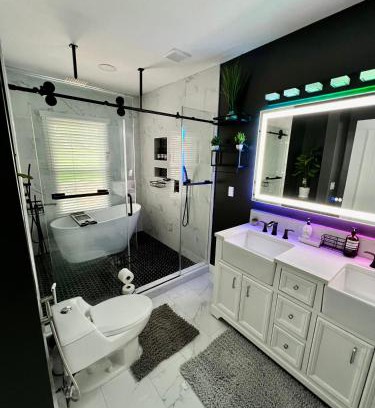 Sylvan Hills House | Calm 4BR-3BA 10 min DT Airport by LSP Homes