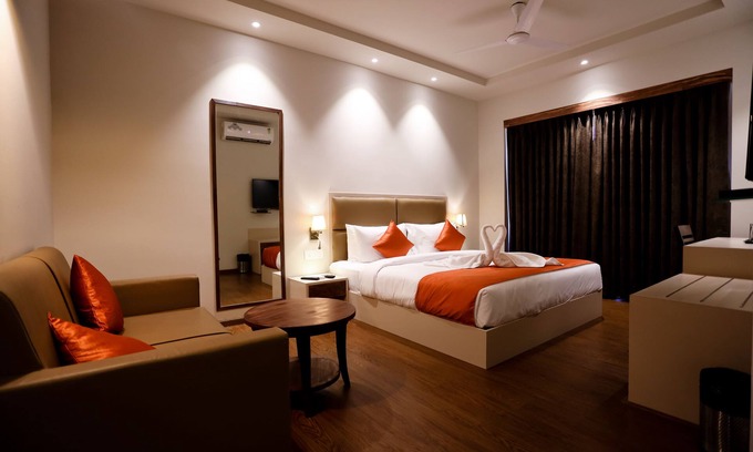 Saunta Vaddo Hotel | Calux Grand Baga