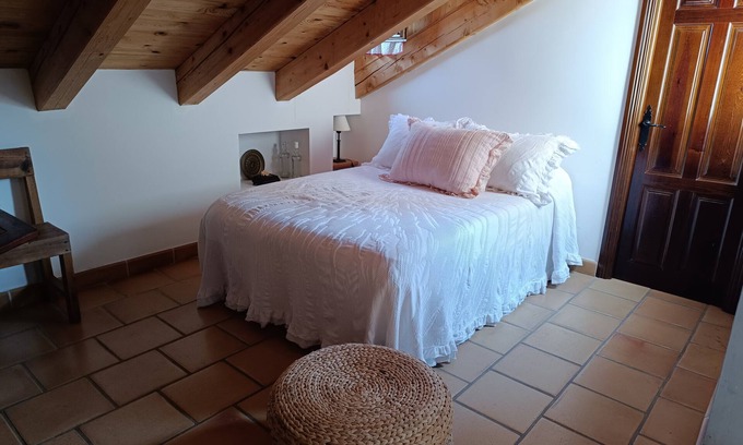 Consuegra Apartment | 'Campanario' Studio, Wi-Fi and Air Conditioning