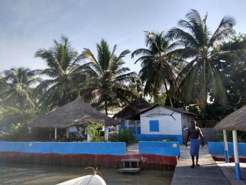 Ziguinchor Apartment | Campement flamboyant