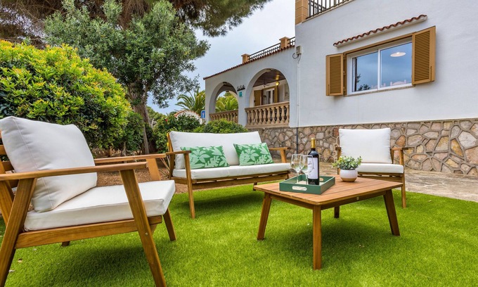 Cala Santany Ski Chalet | Can Castello Family Vacation Home Near Cala Santanyí