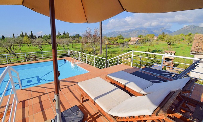 Campanet Villa | Can Nina 198 traditional finca with private swimming pool, terrace, barbecue and WiFi