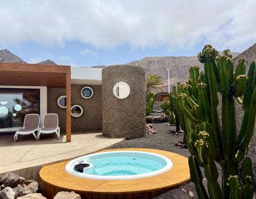 Urbanizacion Famara Villa | Canaryislandshost l Origen