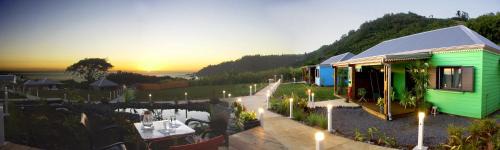 Manapany-les-Bains Apartment | Cap Vanisa, bungalows avec piscine et vue océan à Manapany