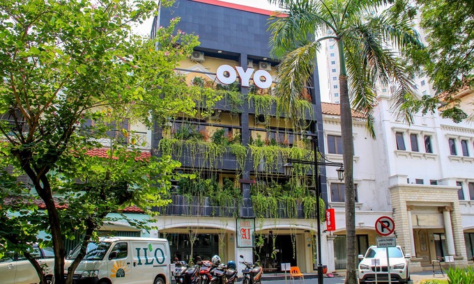 Surabaya Hotel | Capital O 217 A1 Hotel