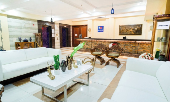 Davao Hotel | Capital O 460 World Palace Hotel