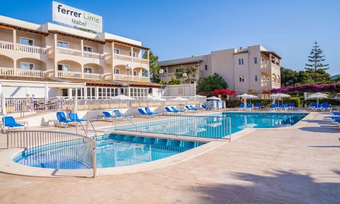 Cala Bona Apartment | Caprice Isabel Aparthotel