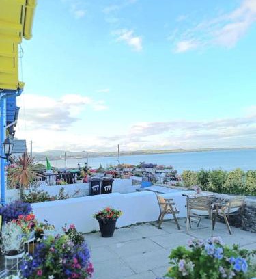 Newcastle House | Captain's Cottage, Widows Row, Newcastle