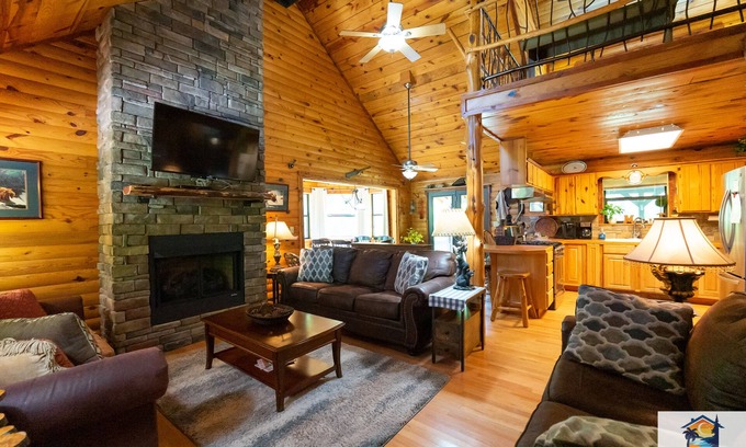 Mountain View Cabin | π
CAPTAINS COOL WATER CABIN ~ PUBLIC BOAT LAUNCH π€ GREAT FISHING π£(CCWC)