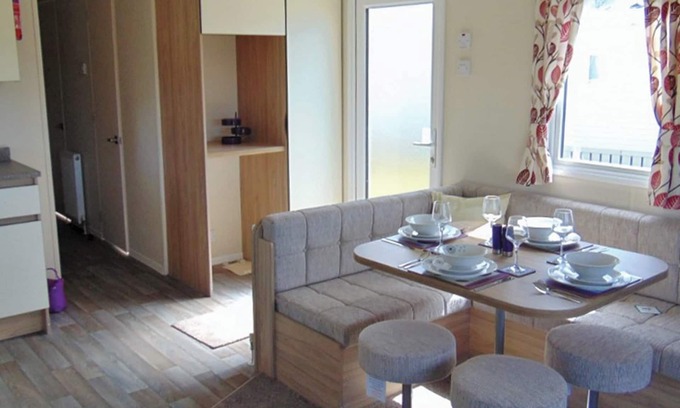 Saint Cyrus House | Caravan with one double and two twin.