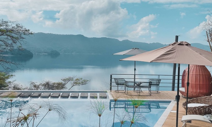 Coatepeque Hotel | Cardedeu Hotel