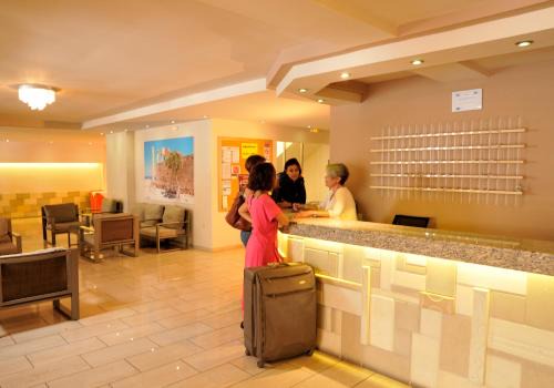 Rhodes Hotel | Carina Hotel