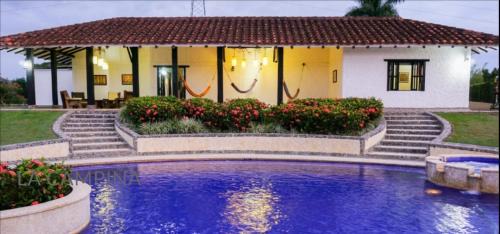 La Victoria House | CASA CAMPESTRE LA CAMPIÑA LA VICTORIA Valle del Cauca ESPACIO COMPLETO