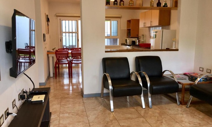 Zona Granja House | Casa con Garage Puerto Iguazú, zona residencial