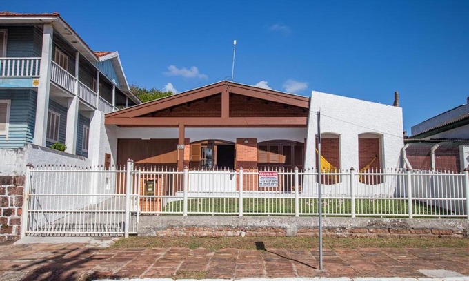 Torres House | Casa de 5 dormitórios com Piscina